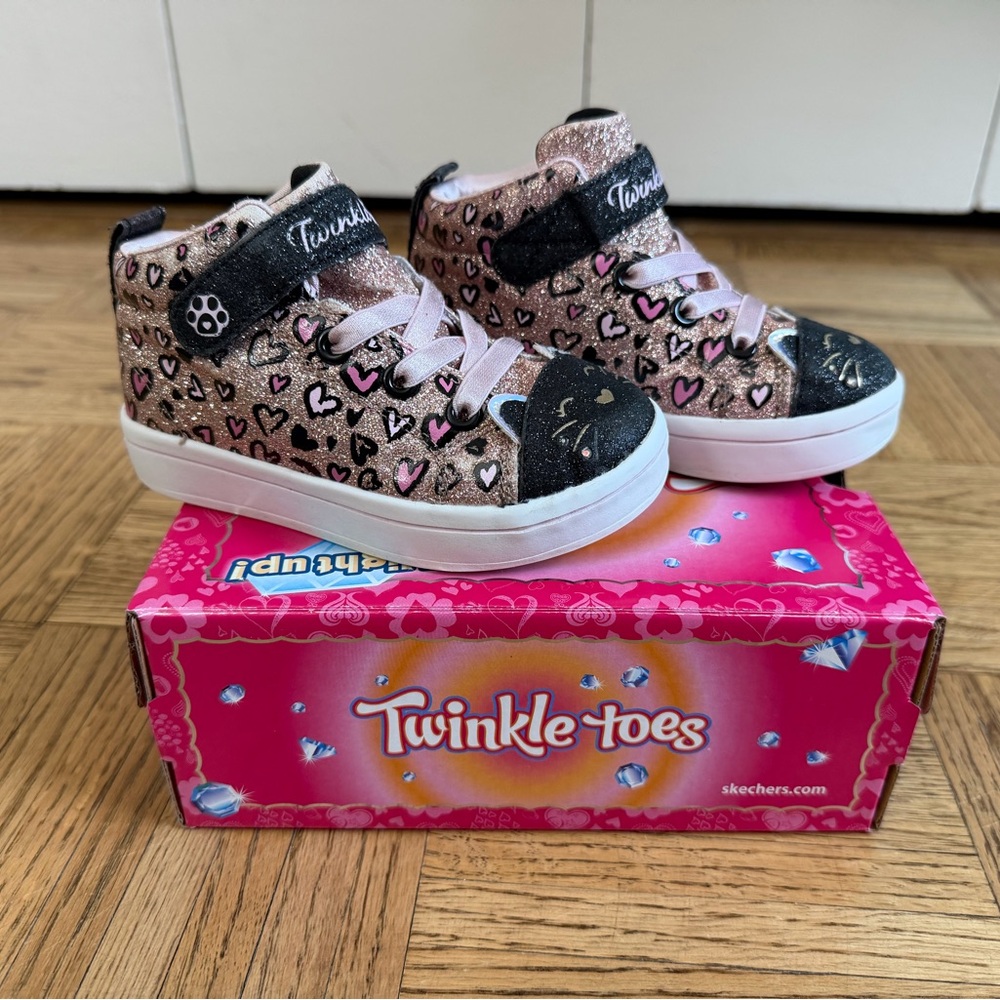 Skechers Twinkle Toes Glitter Sneakers - Picture 16 of 16